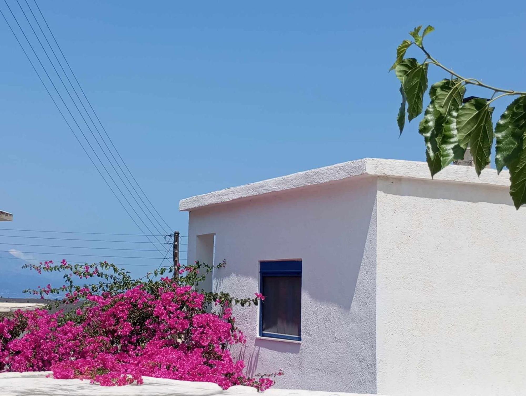 καφενεσ Apartment *